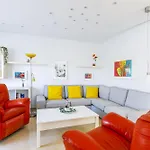 A&n Sea View Family House